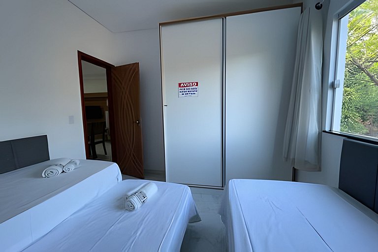 Apto com Piscina à 500m da orla de Taperapuan, 2 quartos